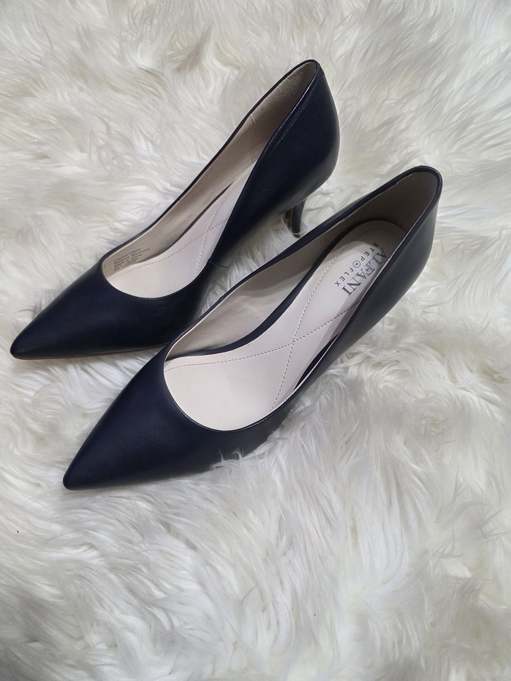 Alfani Black Pointed-Toe Mid Heel Pumps